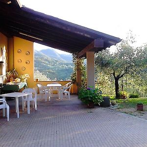 Villa Il Melo Fivizzano Exterior photo