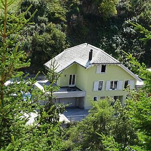 Villa Ferienhaus Grüner Heinrich Andermatt Exterior photo