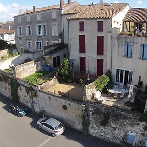 Bed and Breakfast Les Terraces Sur La Dordogne Sainte-Foy-la-Grande Exterior photo