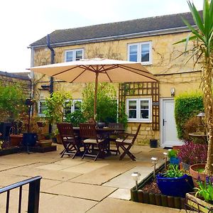 Bed and Breakfast Troy House Painswick Exterior photo