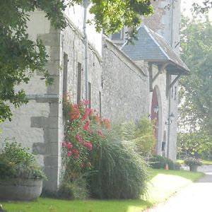 Villa La Tour De La Chapelle Couthuin Exterior photo