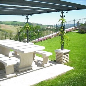 Graceful Apartment with Garden BBQ Heating Garden Furniture Petrella Guidi Exterior photo