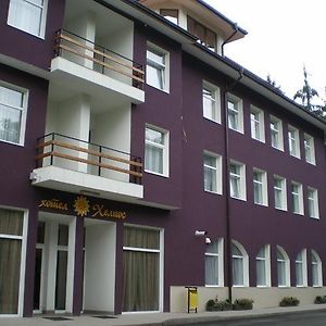 Family Hotel Helios Sewliewo Exterior photo