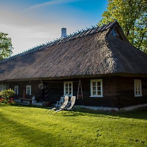 Villa Kuusetuka Tourism Farm Pahkla Exterior photo