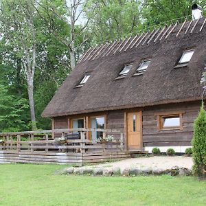 Villa Tammeveski Holiday House Kobruvere Exterior photo