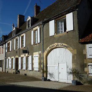 Hotel Le Relais De Chasse Chantenay-Saint-Imbert Exterior photo