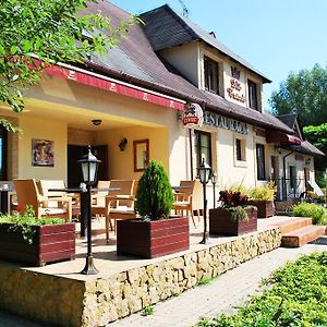 Hotel Dwa Bratanki Rzeszów Exterior photo