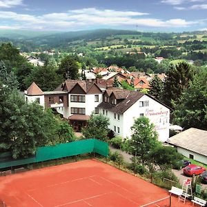 AKZENT Hotel Haus Sonnenberg Schotten Exterior photo