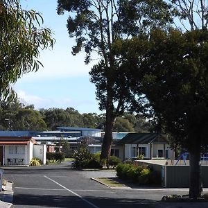 Hotel Moomba Holiday And Caravan Park Port Sorell Exterior photo