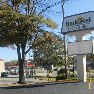 Budgetel Inn&Suites Rockingham Exterior photo
