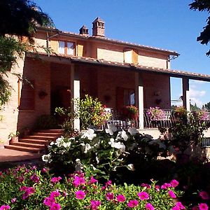 Villa Agriturismo Malafrasca Siena Exterior photo