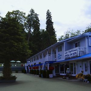 Ocean Crest Motel Qualicum Beach Exterior photo