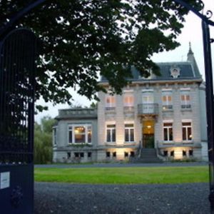 Bed and Breakfast Au Château Des Thermes Saint-Amand-les-Eaux Exterior photo