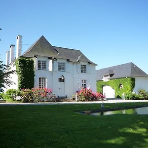 Clos Mirabel Manor - B&B Jurançon Exterior photo