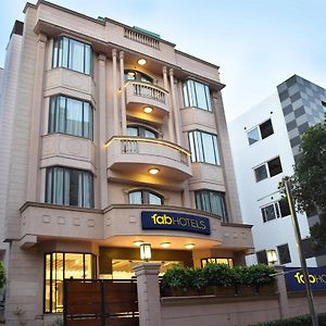 Fabhotel Check'In By Oran Cp Neu-Delhi Exterior photo