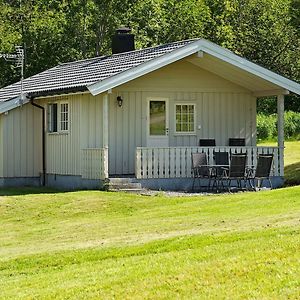 Two-Bedroom Holiday Home In Utvik 2 Reed Exterior photo