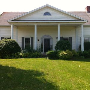 Bed and Breakfast Seaview White House Stratford Exterior photo