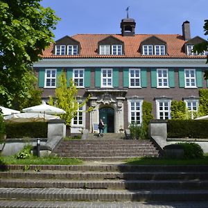 Bio- und Gesundheitshotel Gutshaus Stellshagen Exterior photo