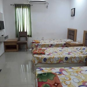 Hotel Usha Residency Bhuj Exterior photo