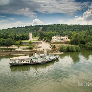 Hotel Хотелски Комплекс Радецки Град Козлодуй Kozloduy Exterior photo