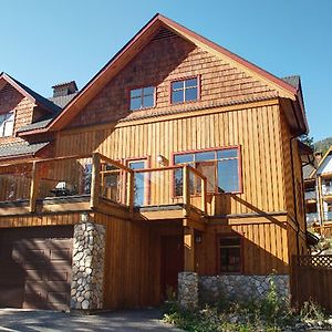 Mountain Town Properties The Lofts 7 Rossland Exterior photo