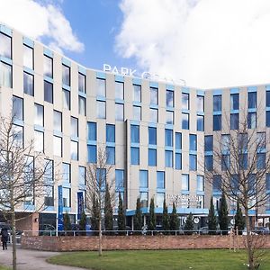 Hotel Park Grand Heathrow Hounslow Exterior photo