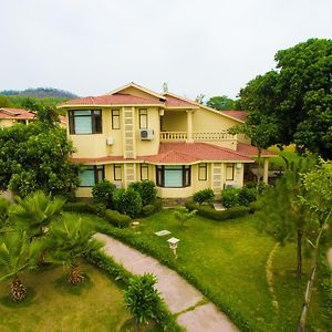 Nadiya Parao Resort Rāmnagar Exterior photo