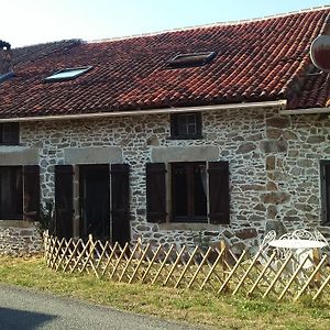 Bed and Breakfast La Croix De Camargue Oradour-sur-Glane Exterior photo