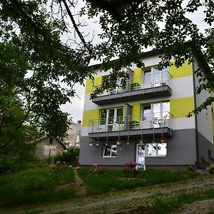 Guest House At Lesya Ukrainka Truskawez Exterior photo