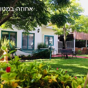 Hotel אחוזה במטולה Exterior photo