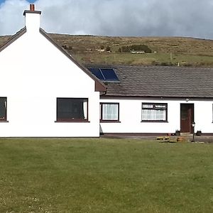 Currane Lodge An Coireán Exterior photo