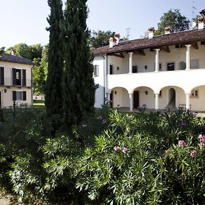 Hotel Foresteria Dei Piaceri Campestri Casciago Exterior photo