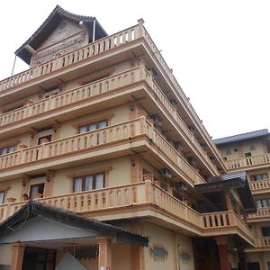 Vanhmaly Hotel Vientiane Exterior photo