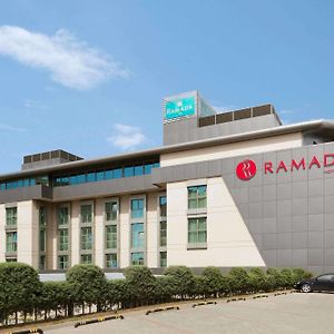 Hotel Ramada By Wyndham Gemli̇K Gemlik Exterior photo