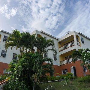 Hillside Apartments Kingstown Exterior photo