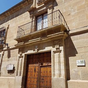 Hotel Casa Palacio Conde De Garcinarro Huete Exterior photo