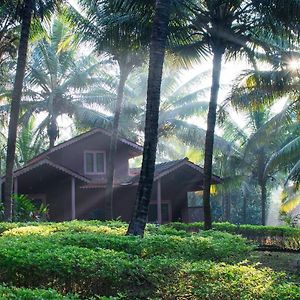 Hotel Shantai By The Lake Guhāgar Exterior photo