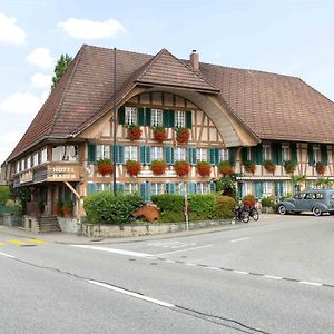 Hotel Landgasthof Bären Madiswil Exterior photo