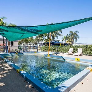 Hotel Coral Coast Tourist Park Townsville Exterior photo