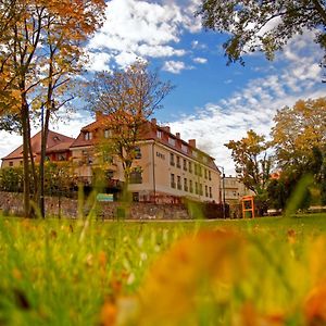 Hotel&SPA Pod Orłem Karthaus Exterior photo