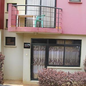 Ferienwohnung Kensington Luxury Heights H107 Kampala Exterior photo