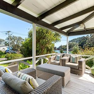 Villa Drop Anchor At Enclosure Bay Beach By Waiheke Unlimited Oneroa Exterior photo