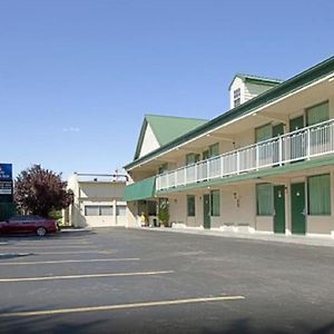 Americas Best Value Inn Pottstown Exterior photo