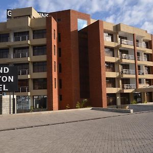 Grand Winston Hotel Nakuru Exterior photo