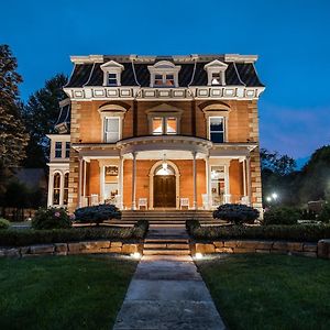 Steele Mansion Inn&Gathering Hub Painesville Exterior photo