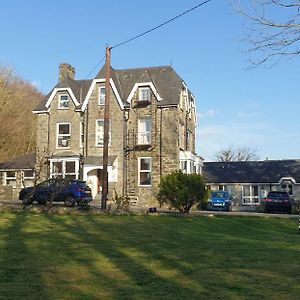 Trem Hyfryd B&B Dolgellau Exterior photo