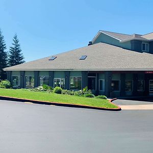 SureStay Plus Hotel by Best Western Redding Exterior photo