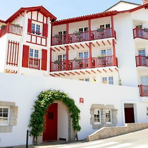 Hotel Relais Des Tilleuls Hasparren Exterior photo