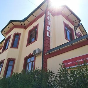 Chinor Garden Hotel Taschkent Exterior photo