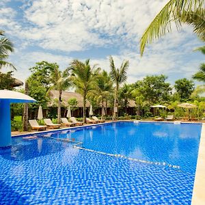 Phu Quoc Dragon Resort & Spa Exterior photo